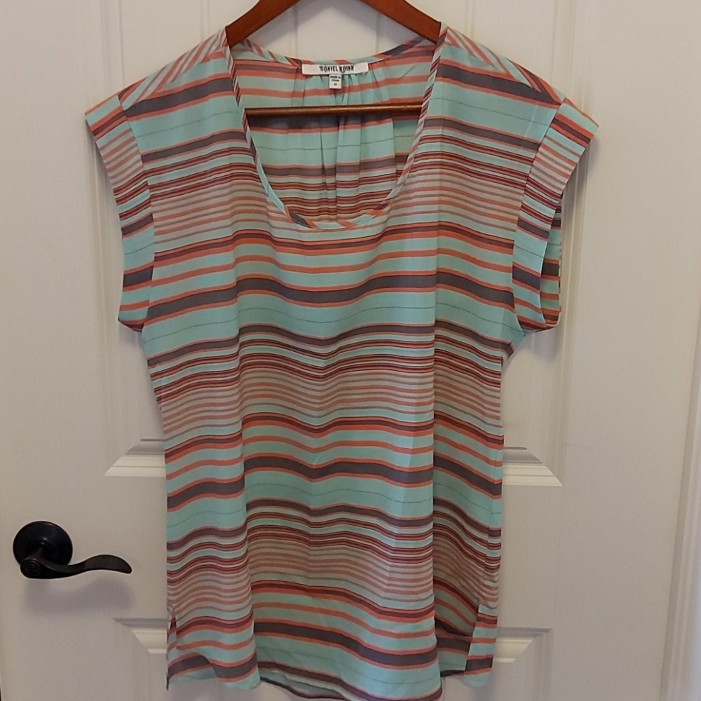 Short sleeve blouse